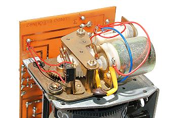 Kundo 2000 ele-Quarz Detail der Antriebseinheit